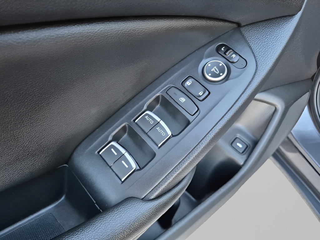 Used 2019 Honda Accord LX image 16