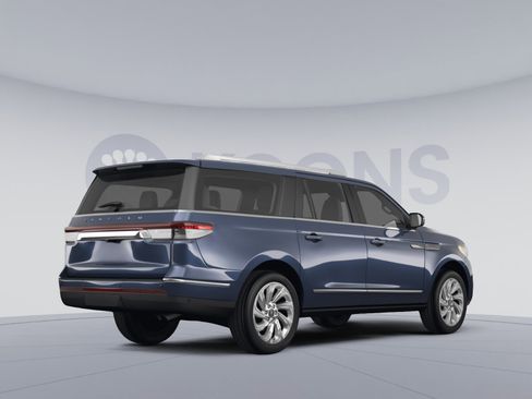 Used 2022 Lincoln Navigator L Reserve AWD/4WD image 4