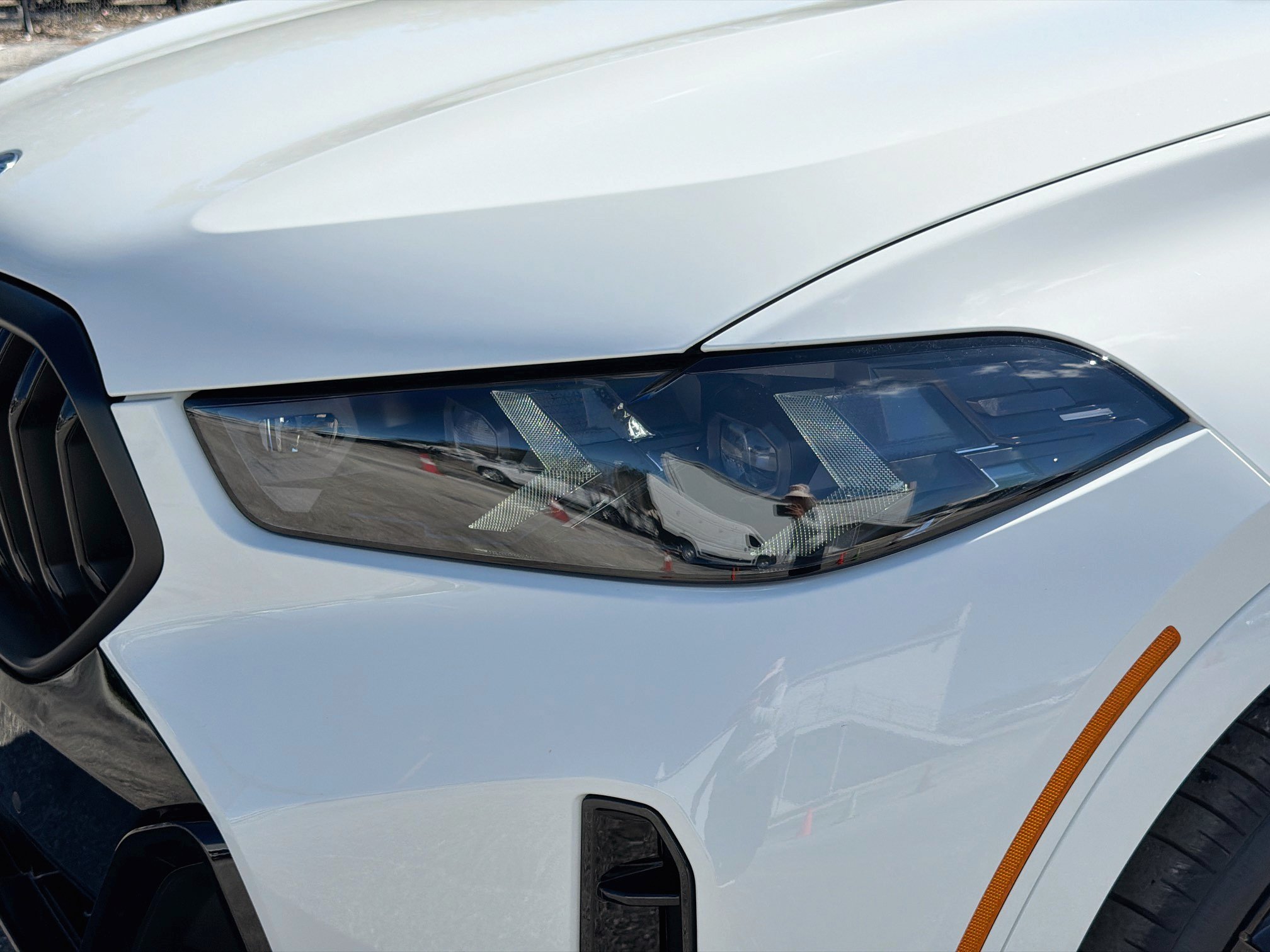 New 2027 BMW X6 xDrive40i w/ Executive Package AWD/4WD image 9