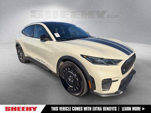 Certified 2025 Ford Mustang Mach-E GT image 1