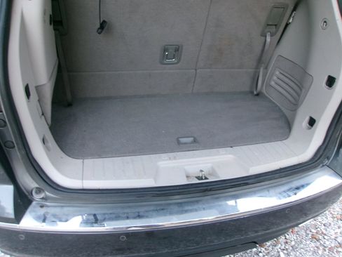 Used 2014 Buick Enclave Premium w/ Trailering Provision Package image 25