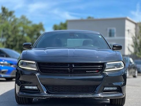 Used 2016 Dodge Charger R/T RWD image 2