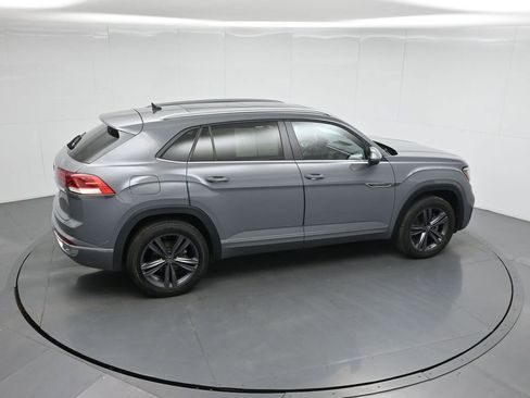 Used 2021 Volkswagen Atlas Cross Sport SE image 37