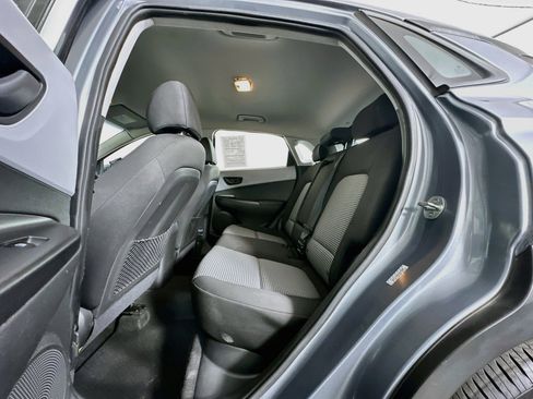 Used 2020 Hyundai Kona SE AWD/4WD image 26