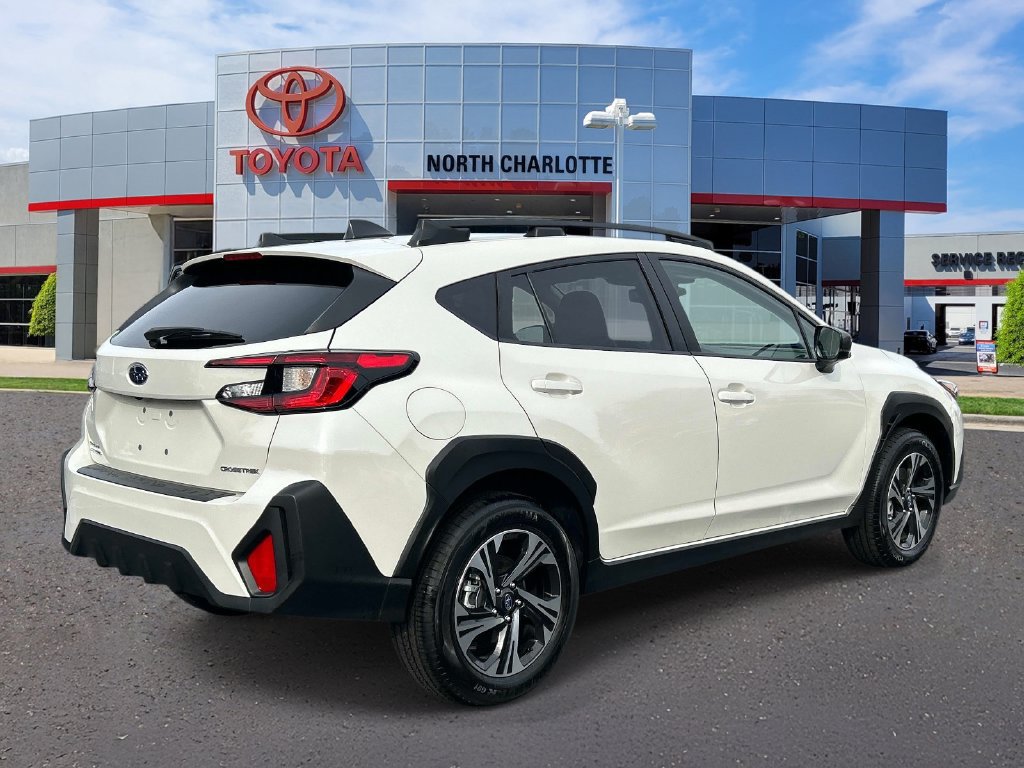 Used 2025 Subaru Crosstrek 2.5i Premium AWD/4WD image 8