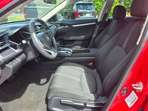 Used 2017 Honda Civic EX image 3