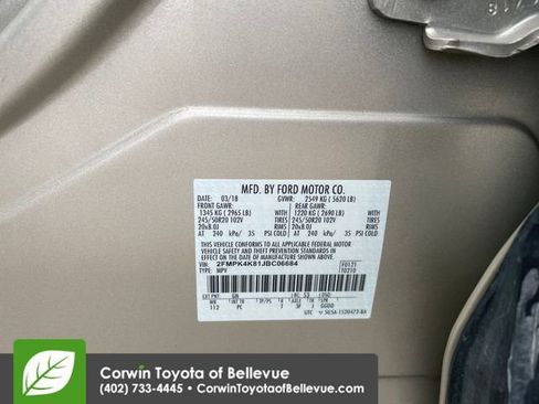 Used 2018 Ford Edge Titanium w/ Equipment Group 301A AWD/4WD image 24