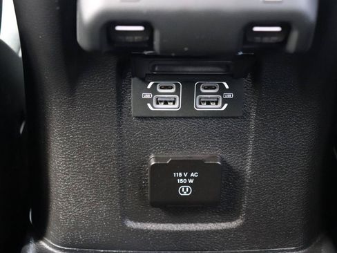 Used 2026 Jeep Wrangler Unlimited Rubicon AWD/4WD image 22