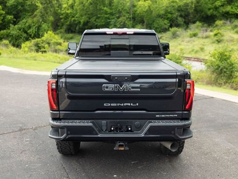 Used 2024 GMC Sierra 2500 Denali Ultimate w/ Snow Plow Prep/Camper Package AWD/4WD image 6