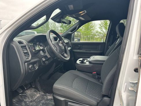 New 2025 RAM 2500 Tradesman AWD/4WD image 10