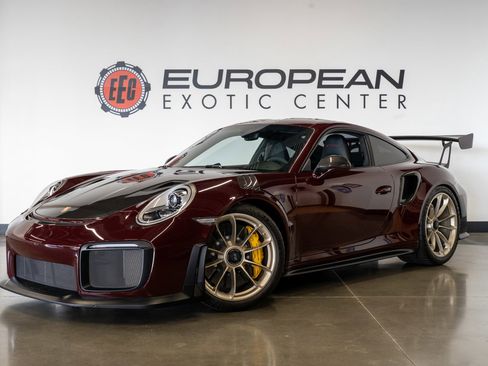 Used 2018 Porsche 911 GT2 RS RWD image 28