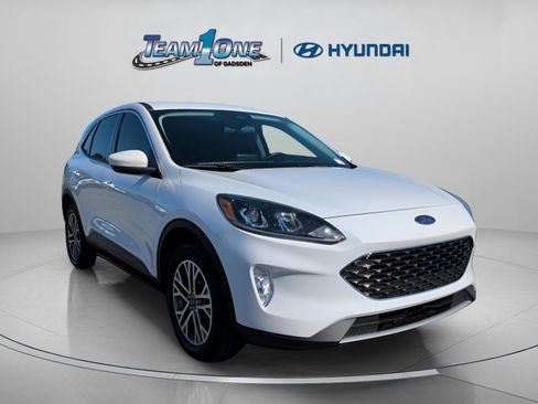 Used 2022 Ford Escape SEL image 1