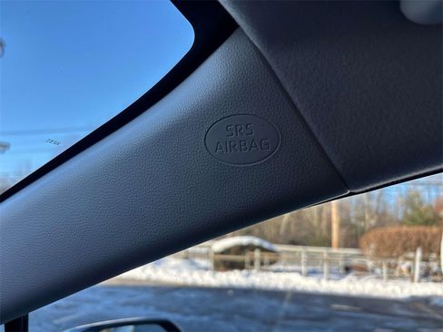 Used 2023 Toyota Corolla LE image 27