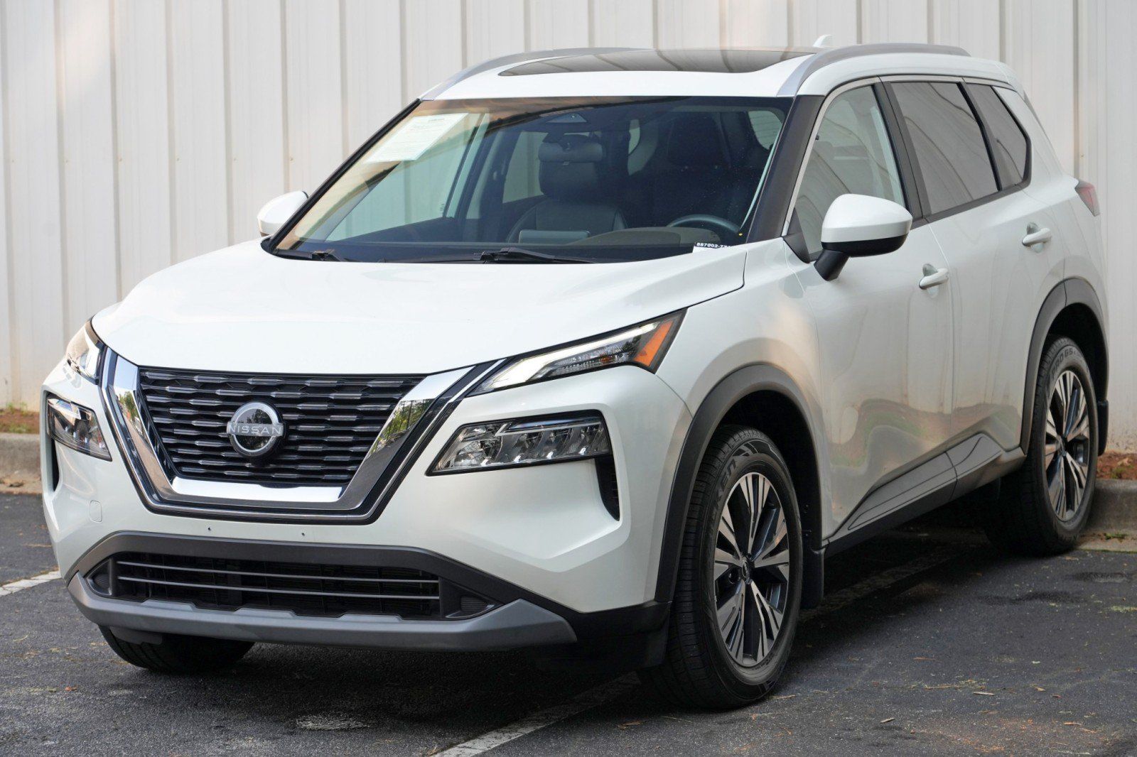 Used 2023 Nissan Rogue SV w/ SV Premium B Package FWD image 42
