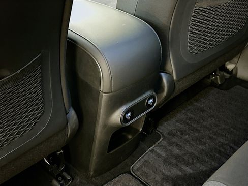 Used 2023 Hyundai Ioniq 5 SE image 28