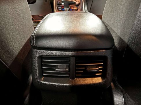 Used 2022 Dodge Challenger R/T Scat Pack w/ Driver Convenience Group RWD image 19