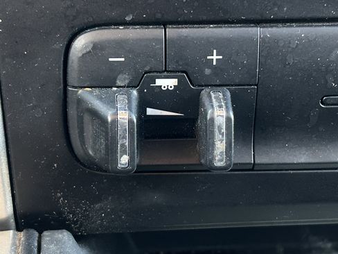 Used 2016 RAM 1500 Big Horn image 31