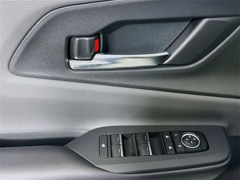 Certified 2024 Toyota Prius XLE image 13