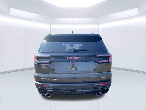 Used 2024 GMC Acadia AT4 w/ Luxury Package AWD/4WD image 9