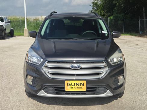 Used 2018 Ford Escape SE w/ SE Sync 3 Package FWD image 8