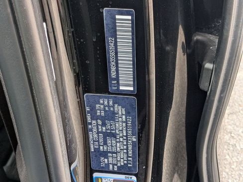 Used 2025 Kia Carnival LXS image 31