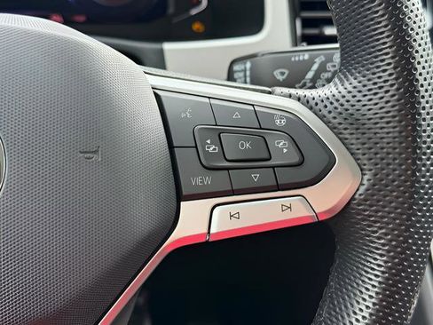 Used 2023 Volkswagen Atlas SEL Premium image 34