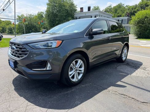Used 2019 Ford Edge SEL w/ Equipment Group 201A AWD/4WD image 3