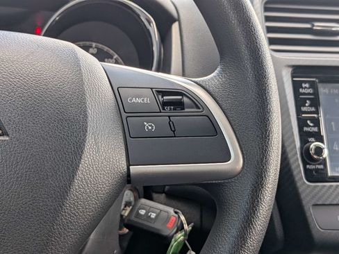 Used 2025 Mitsubishi Outlander Sport AWD image 24