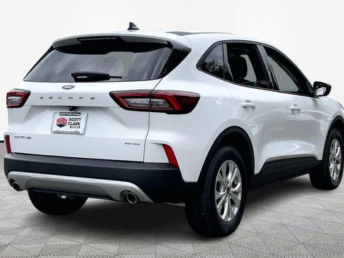 Used 2025 Ford Escape Active w/ Cold Weather Package image 5