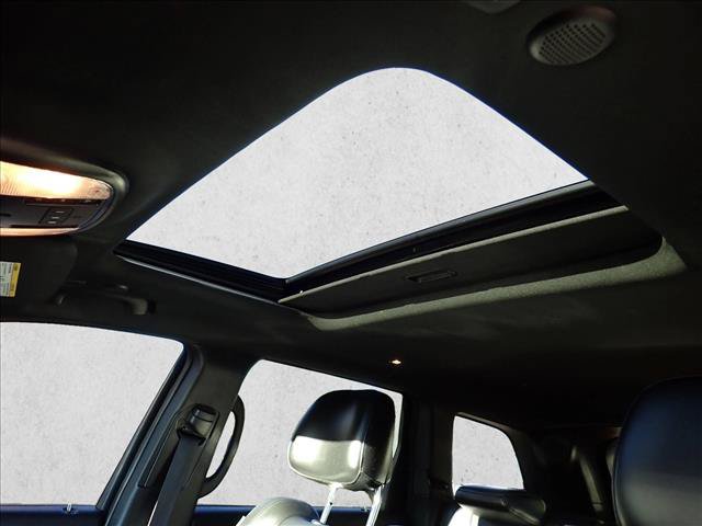 Used 2018 Jeep Grand Cherokee Altitude AWD/4WD image 15