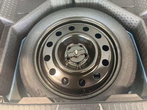 Used 2023 Ford Edge SEL w/ Convenience Package image 30