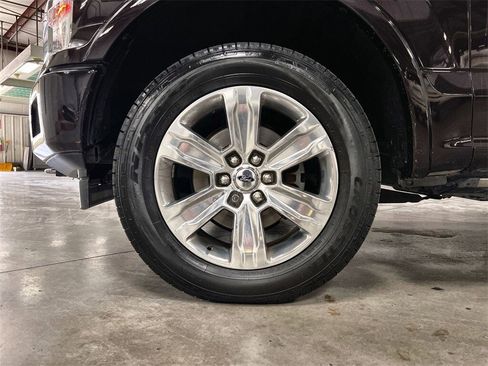 Used 2019 Ford F150 Platinum image 10