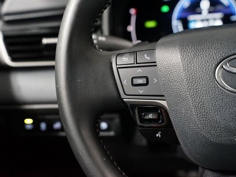 Certified 2025 Toyota Camry SE image 13