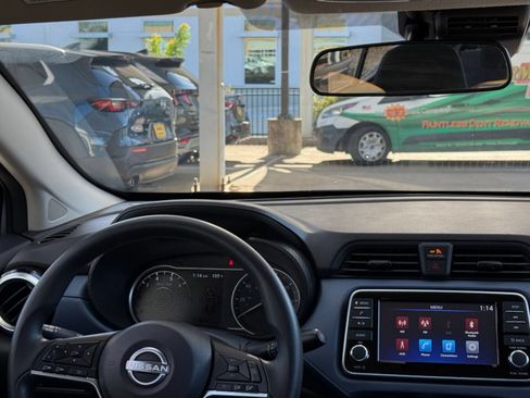 Used 2025 Nissan Versa SV FWD image 34