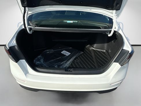 New 2026 Honda Accord LX image 21