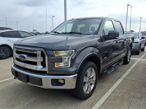 Used 2015 Ford F150 Lariat w/ Equipment Group 501A Mid AWD/4WD image 4