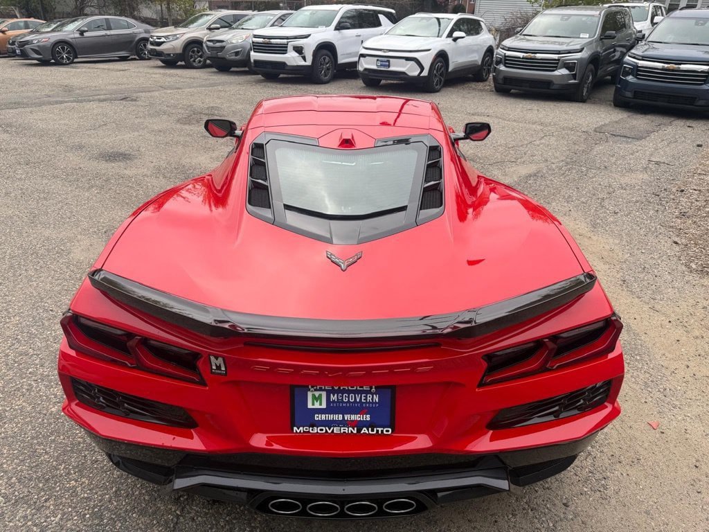Used 2025 Chevrolet Corvette Z06 RWD image 18