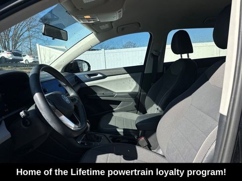 Used 2022 Volkswagen Taos SE image 7