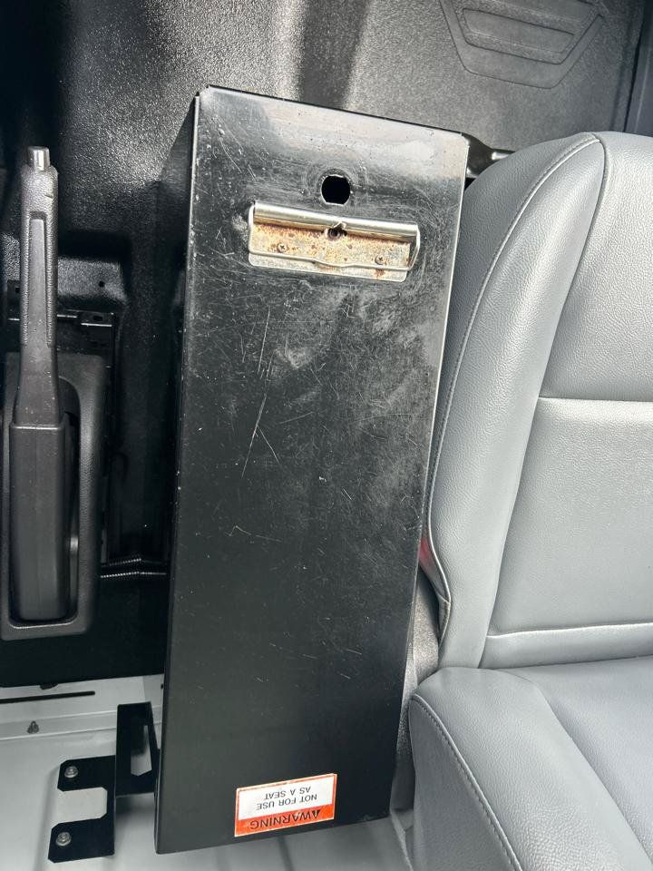 Used 2018 Ford Transit 150 130 Low Roof RWD image 21