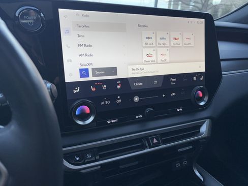 Certified 2024 Lexus RX 350 image 23