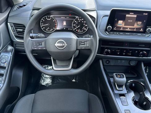 New 2026 Nissan Rogue S image 11