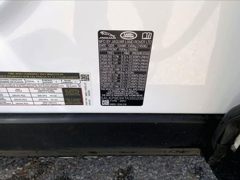 New 2026 Land Rover Range Rover SE image 19