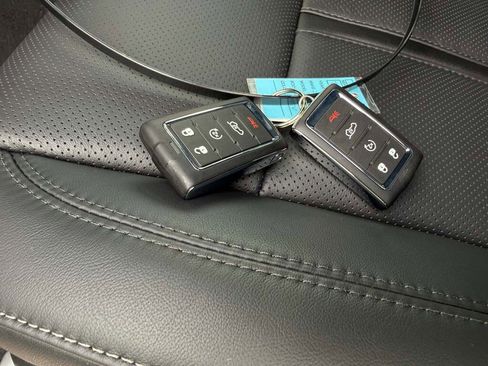 New 2026 Jeep Grand Wagoneer L Limited image 28