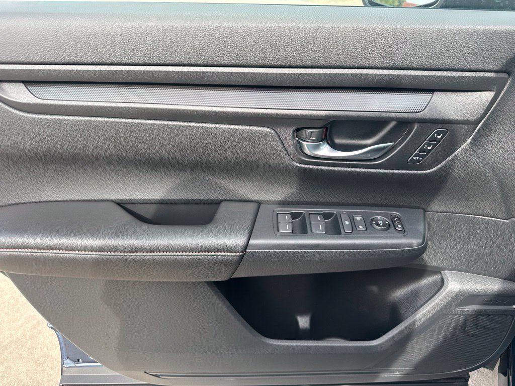 Used 2026 Honda CR-V Sport-L image 17