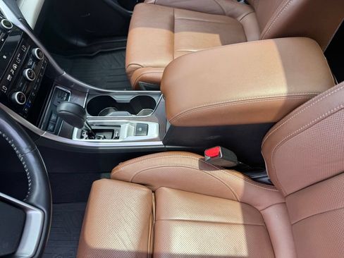 Used 2020 Subaru Ascent Touring w/ Popular Package #2A AWD/4WD image 14