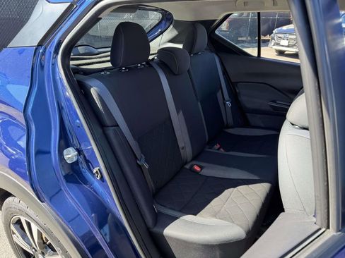 Used 2020 Nissan Kicks SV image 12
