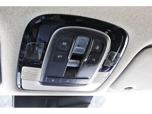 Used 2021 Hyundai Palisade Limited FWD image 23