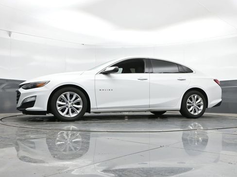 Used 2019 Chevrolet Malibu LT FWD image 41