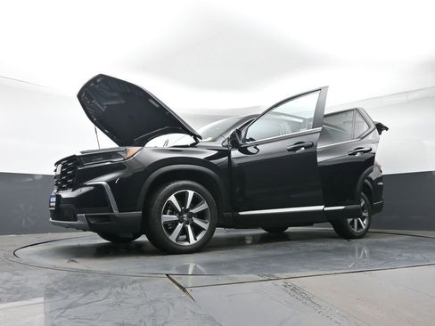 Used 2023 Honda Pilot Touring image 44