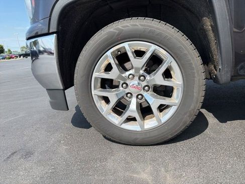 Used 2016 GMC Sierra 1500 SLT w/ SLT Premium Package AWD/4WD image 12